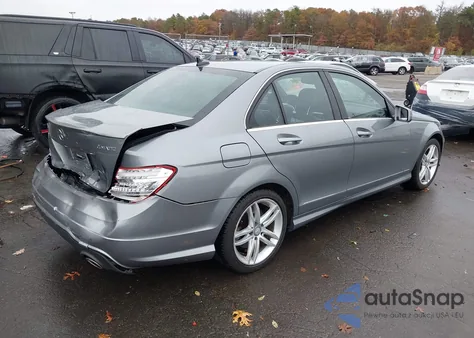 2014 Mercedes-Benz C 300 Sport 4Matic из США, поврежденный, VIN WDDGF8AB7ER316452